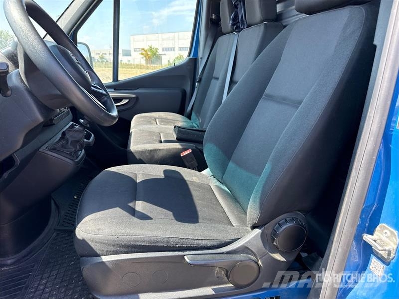 Mercedes-Benz Sprinter 211 CDi Cargo Van Lieferwagen