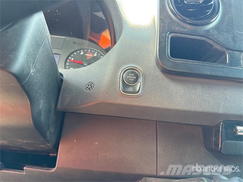 Mercedes-Benz Sprinter 211 CDi Cargo Van Utilitaire
