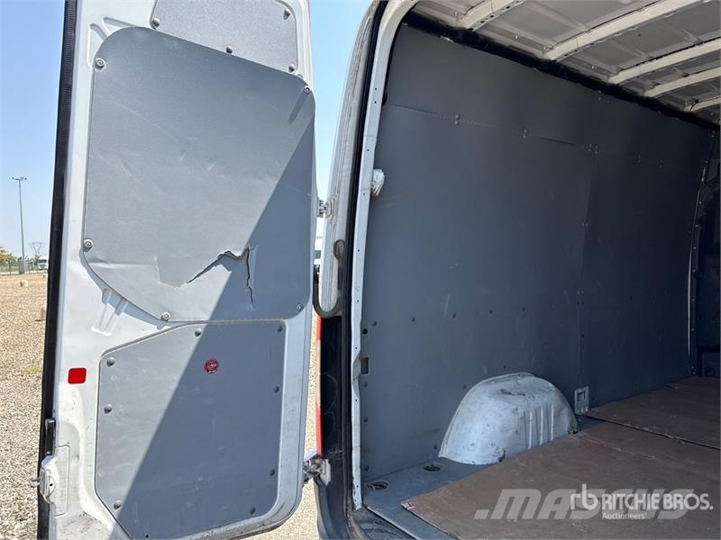 Mercedes-Benz Sprinter 314CDI Cargo Van Pakettiautot