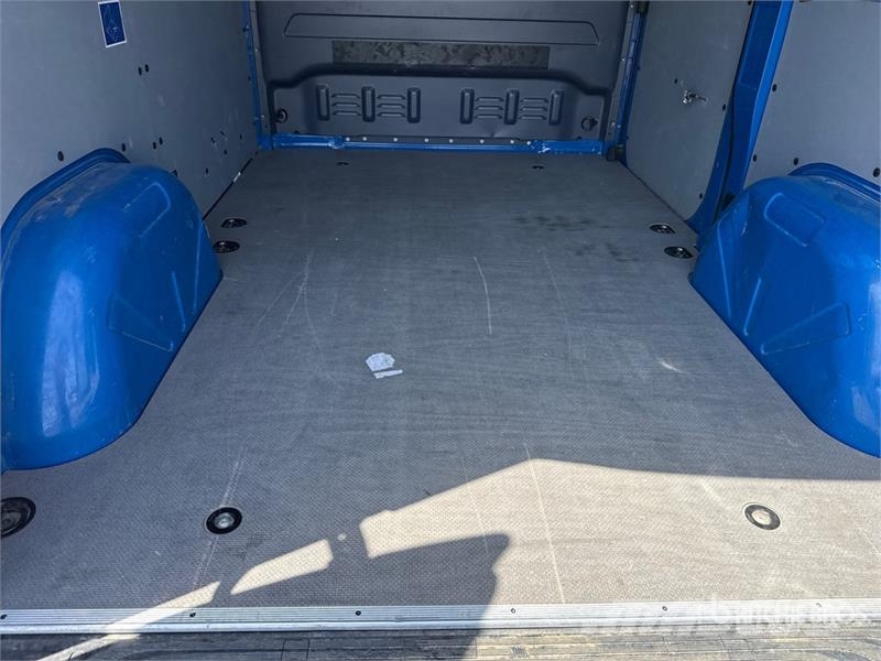 Mercedes-Benz Sprinter 211 CDi Cargo Van Utilitaire