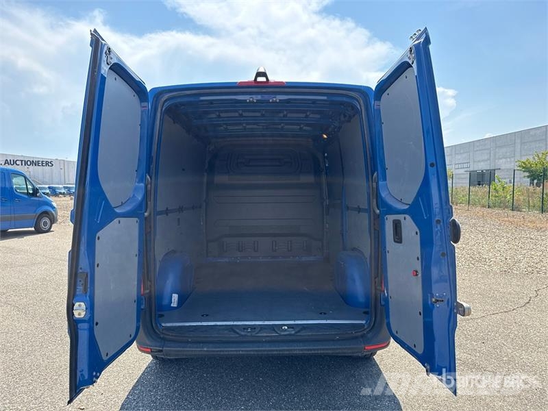 Mercedes-Benz Sprinter 211 CDi Cargo Van Utilitaire