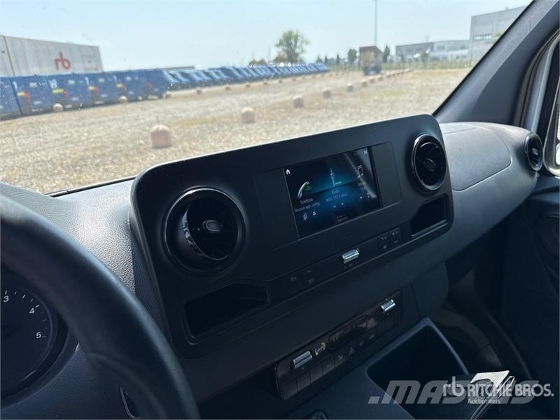 Mercedes-Benz Sprinter 311CDI Cargo Van Gesloten bedrijfswagens