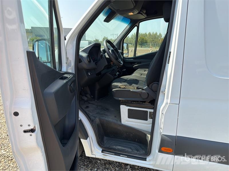 Mercedes-Benz Sprinter 311CDI Cargo Van Gesloten bedrijfswagens