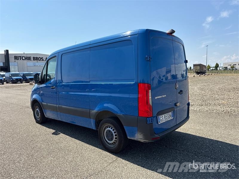 Mercedes-Benz Sprinter 211 CDi Cargo Van Lieferwagen