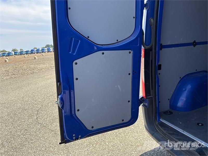 Mercedes-Benz Sprinter 311CDI Cargo Van Dodávky