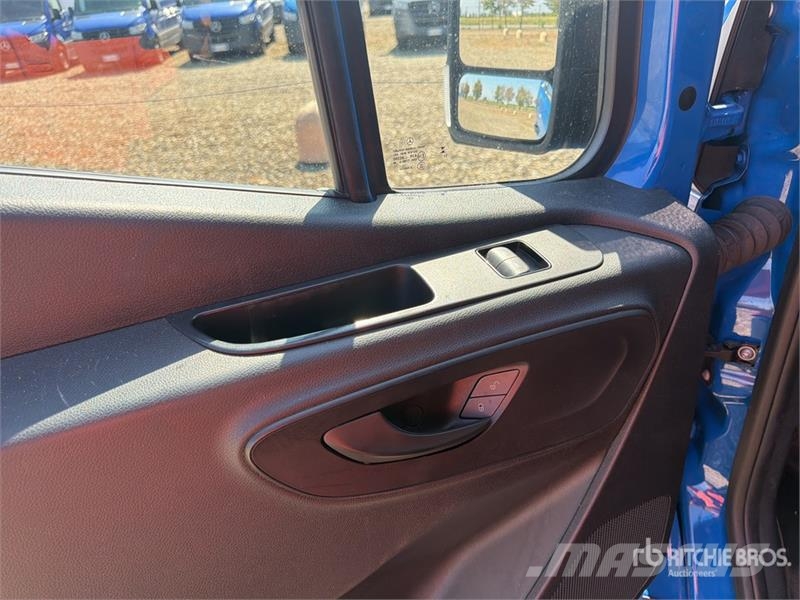 Mercedes-Benz Sprinter 211 CDi Cargo Van Utilitaire