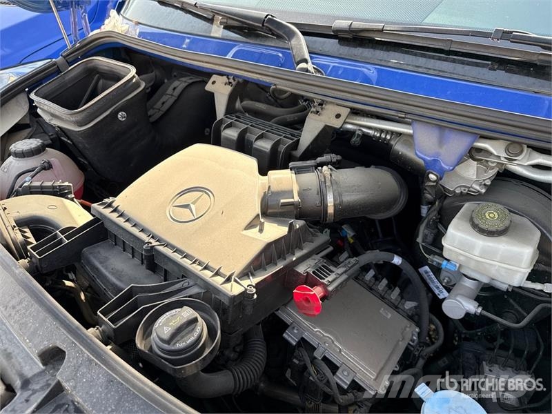 Mercedes-Benz Sprinter 311CDI Cargo Van Utilitaire
