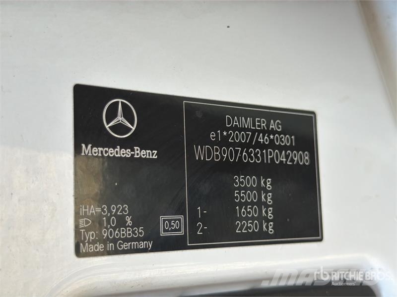 Mercedes-Benz Sprinter 314CDI Cargo Van Pakettiautot