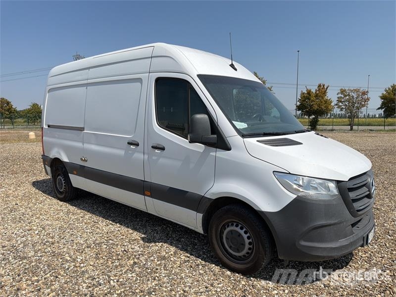 Mercedes-Benz Sprinter 311CDI Cargo Van Gesloten bedrijfswagens
