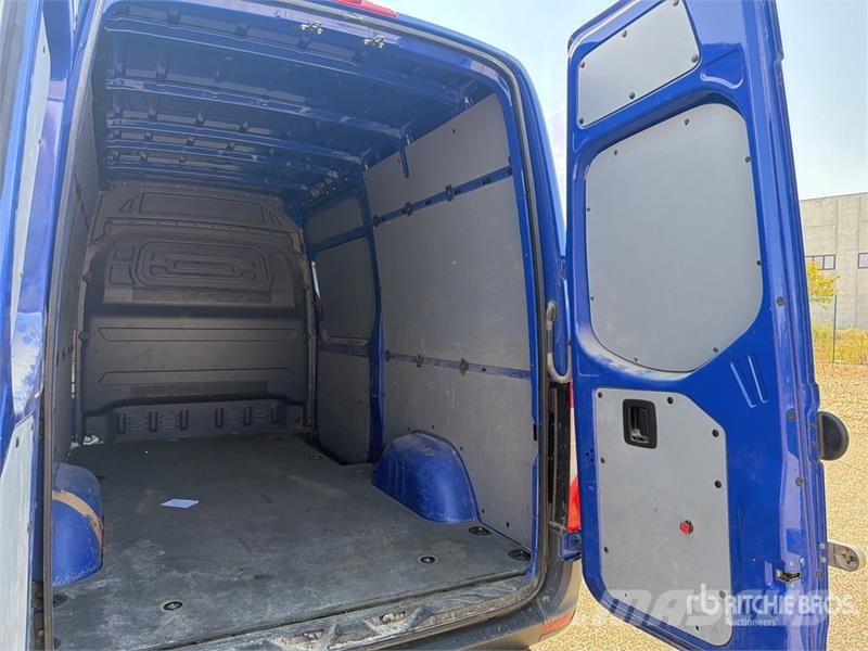 Mercedes-Benz Sprinter 311CDI Cargo Van Utilitaire