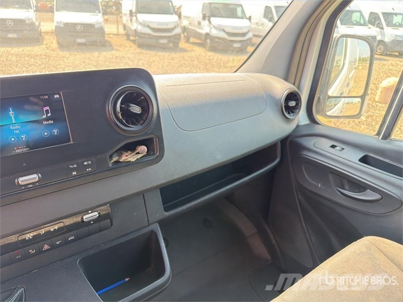 Mercedes-Benz Sprinter 314CDI Cargo Van Pakettiautot
