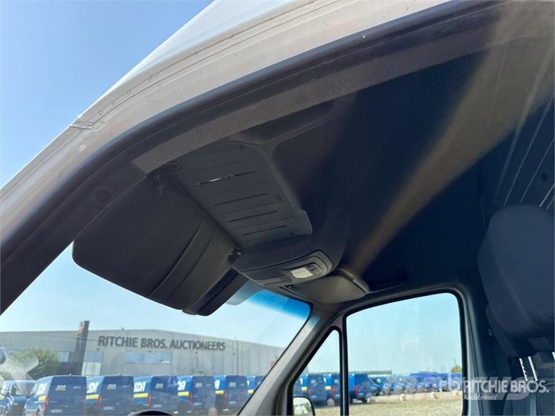 Mercedes-Benz Sprinter 314CDI Cargo Van Pakettiautot