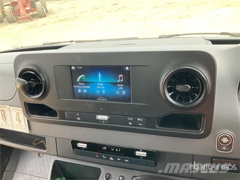 Mercedes-Benz Sprinter Van Truck Camion cassonati