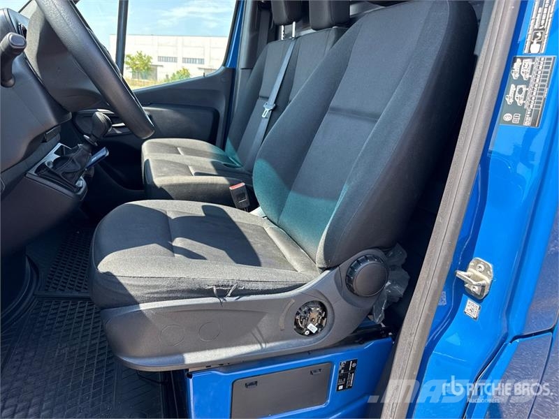 Mercedes-Benz Sprinter 211 CDi Cargo Van Utilitaire