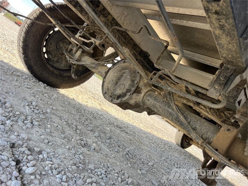 Mercedes-Benz Sprinter 211 Cdi Flatbed Truck (Inoperable) Tovornjaki s kesonom/platojem