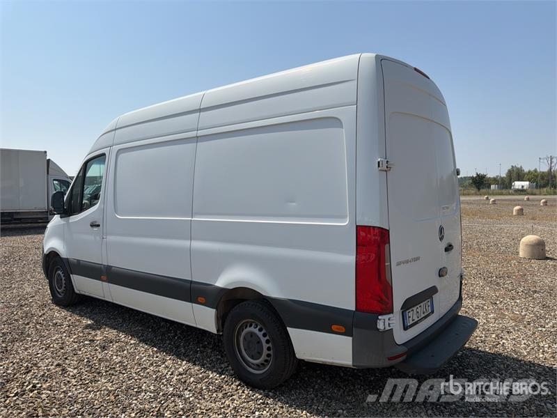 Mercedes-Benz Sprinter 314CDI Cargo Van Pakettiautot