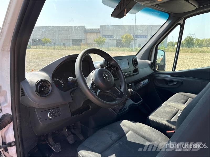 Mercedes-Benz Sprinter 314CDI Cargo Van Pakettiautot