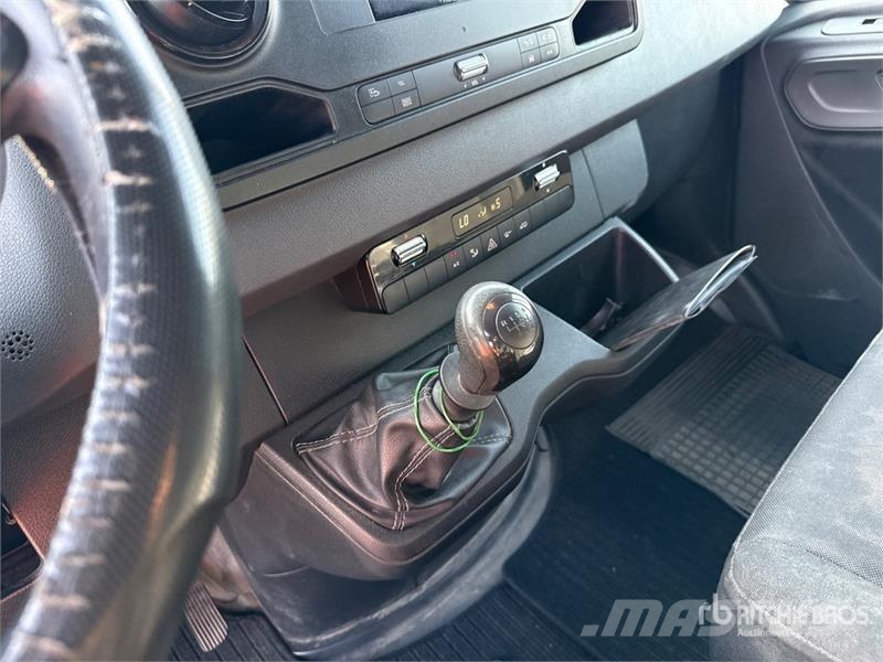 Mercedes-Benz Sprinter 311CDI Cargo Van Utilitaire