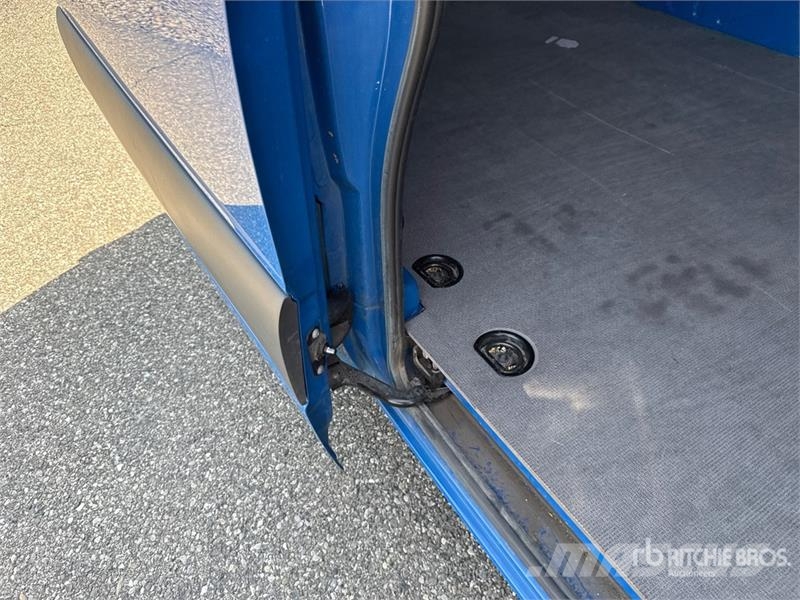 Mercedes-Benz Sprinter 211 CDi Cargo Van Utilitaire