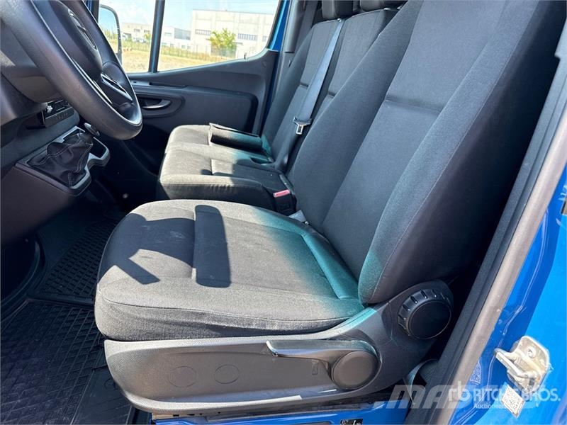 Mercedes-Benz Sprinter 211 CDi Cargo Van Lieferwagen