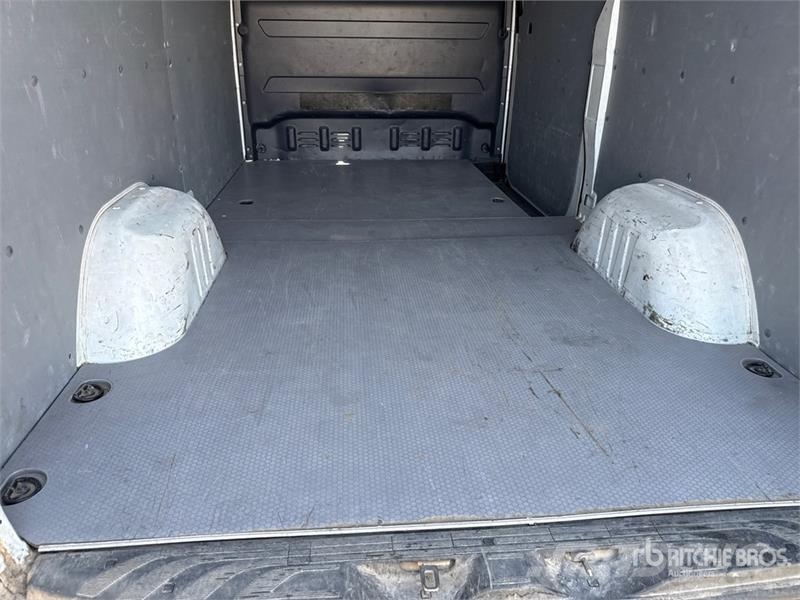 Mercedes-Benz Sprinter 314CDI Cargo Van Pakettiautot