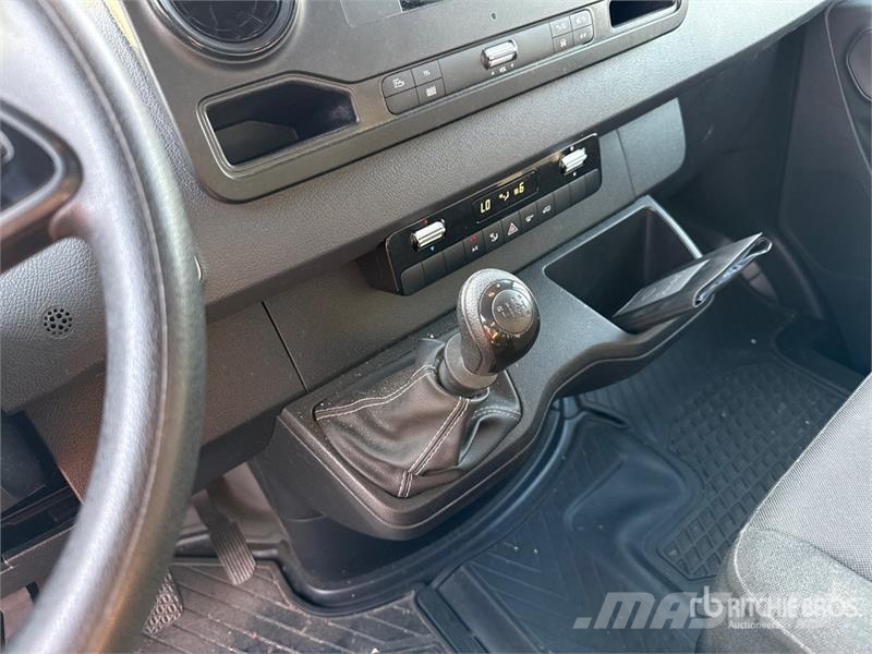 Mercedes-Benz Sprinter 311CDI Cargo Van Utilitaire