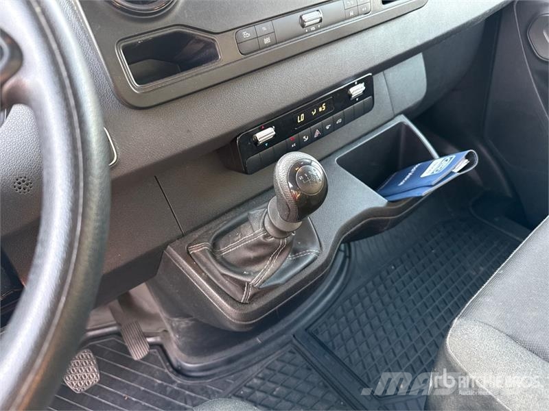 Mercedes-Benz Sprinter 211 CDi Cargo Van Utilitaire