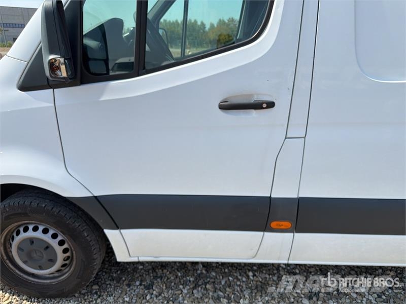 Mercedes-Benz Sprinter 311CDI Cargo Van Gesloten bedrijfswagens