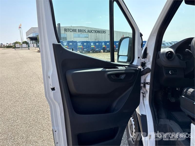 Mercedes-Benz Sprinter 311CDI Cargo Van Gesloten bedrijfswagens