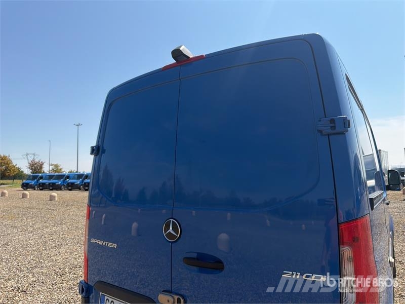Mercedes-Benz Sprinter 211 CDi Cargo Van Lieferwagen