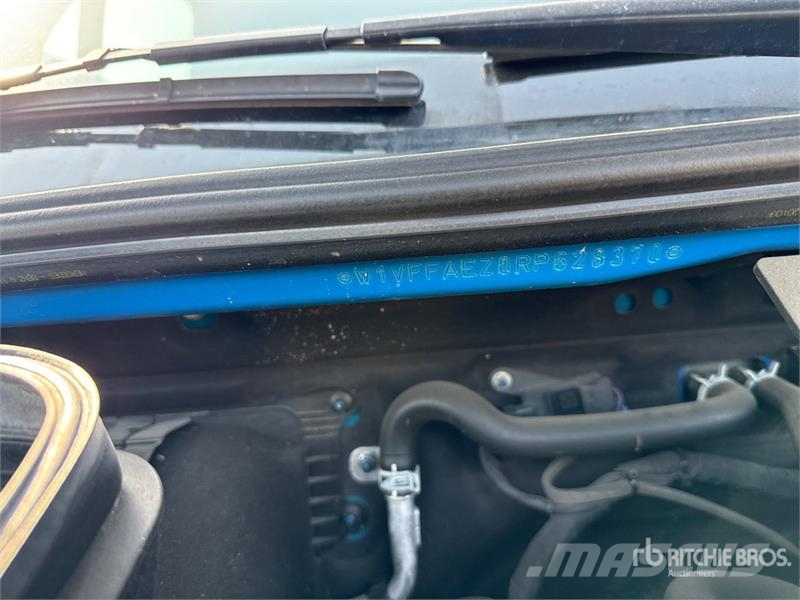 Mercedes-Benz Sprinter 211 CDi Cargo Van Utilitaire