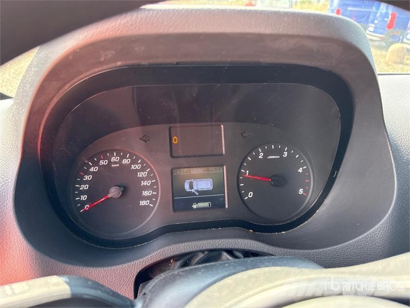 Mercedes-Benz Sprinter 311CDI Cargo Van Utilitaire