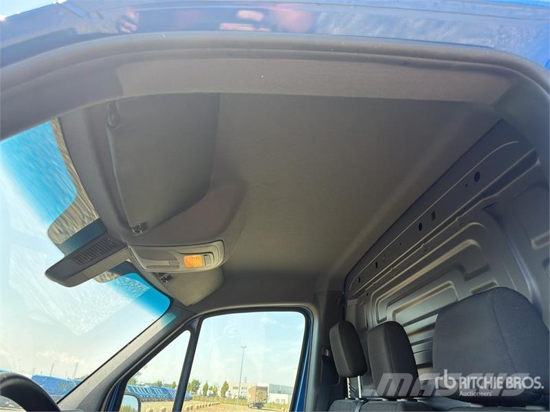 Mercedes-Benz Sprinter 211 CDi Cargo Van Lieferwagen