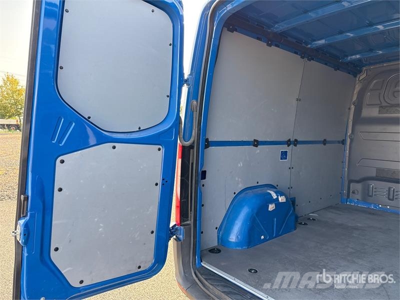 Mercedes-Benz Sprinter 211 CDi Cargo Van Utilitaire