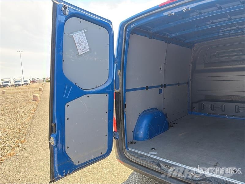 Mercedes-Benz Sprinter 211 CDi Cargo Van Lieferwagen
