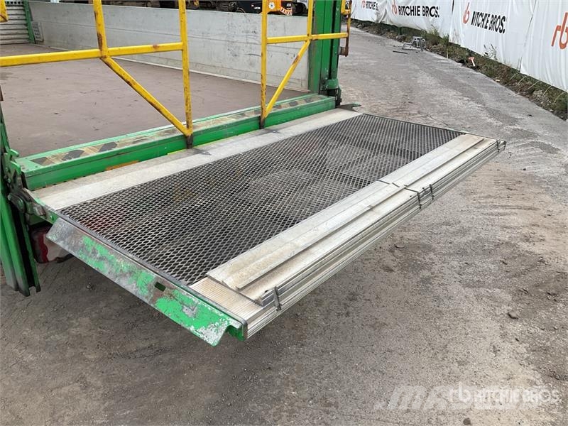 Mercedes-Benz Sprinter Van Truck Camion cassonati