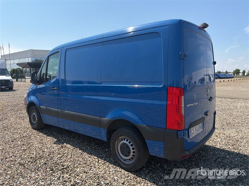 Mercedes-Benz Sprinter 211 CDi Cargo Van Utilitaire