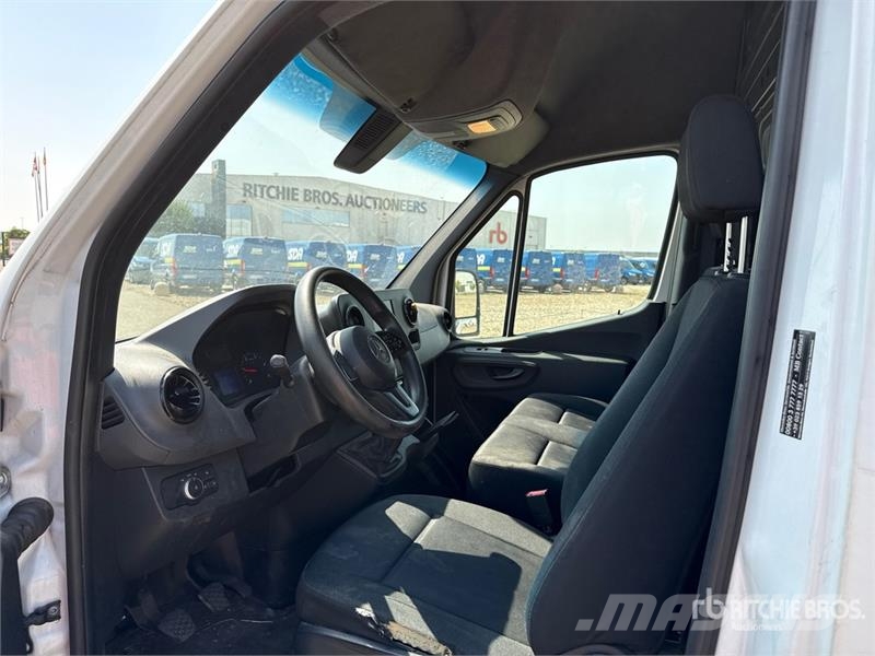 Mercedes-Benz Sprinter 311CDI Cargo Van Gesloten bedrijfswagens