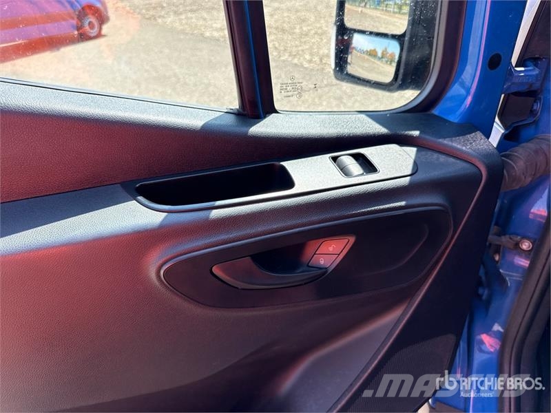 Mercedes-Benz Sprinter 211 CDi Cargo Van Utilitaire