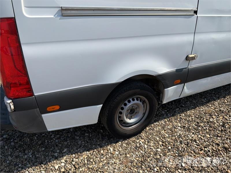 Mercedes-Benz Sprinter 314CDI Cargo Van Pakettiautot