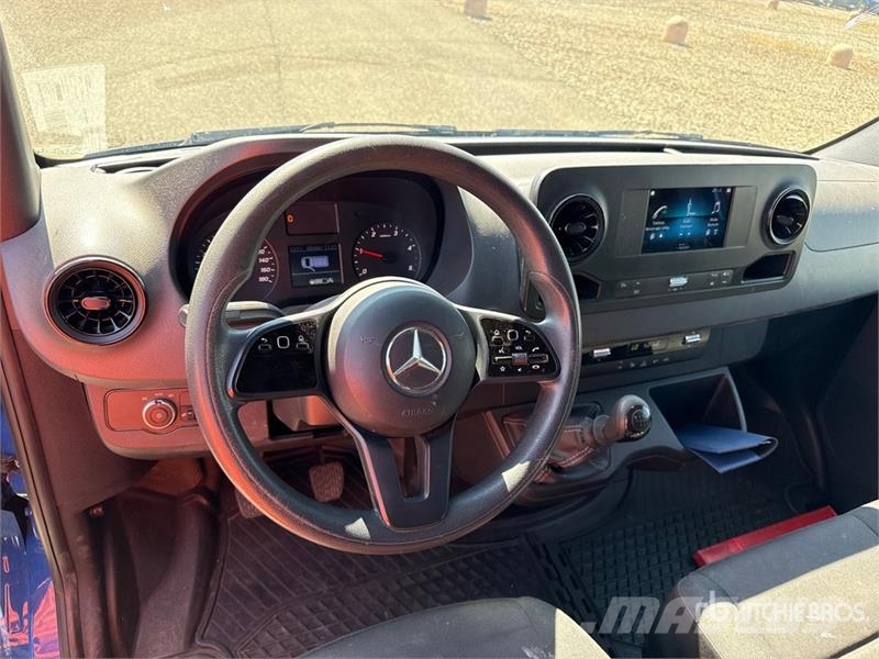 Mercedes-Benz Sprinter 211 CDi Cargo Van Utilitaire