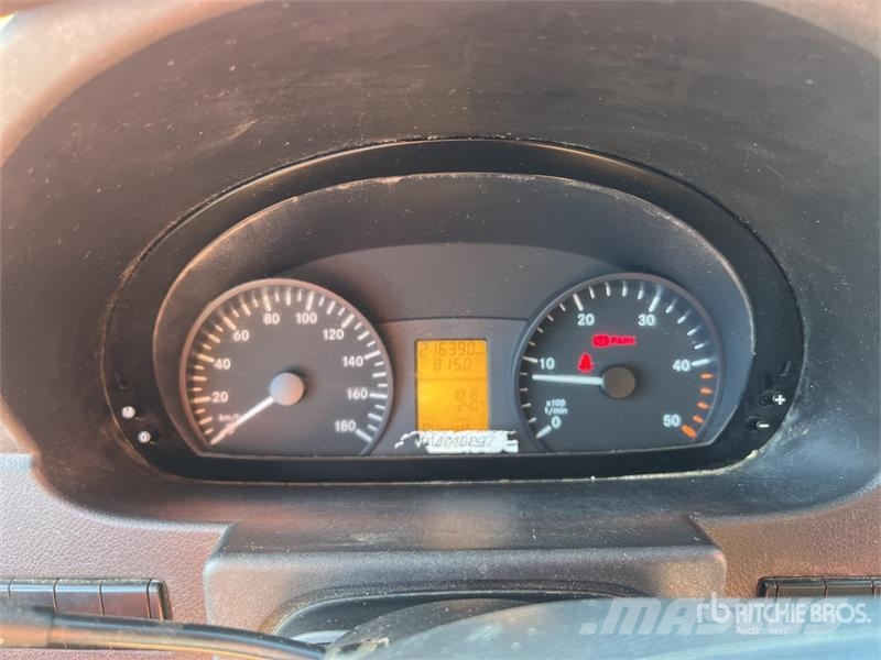Mercedes-Benz SPRINTER 516 CDI Camion Benne Dump Truck Kallurid