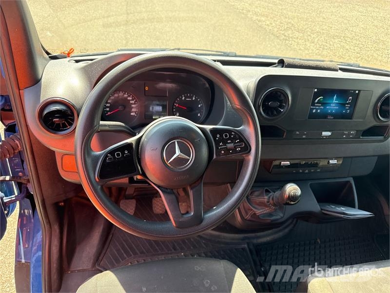 Mercedes-Benz Sprinter 211 CDi Cargo Van Lieferwagen
