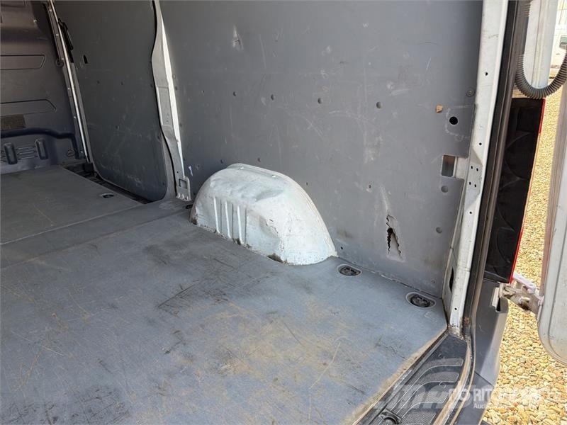 Mercedes-Benz Sprinter 314CDI Cargo Van Pakettiautot