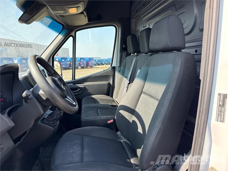Mercedes-Benz Sprinter 314CDI Cargo Van Pakettiautot