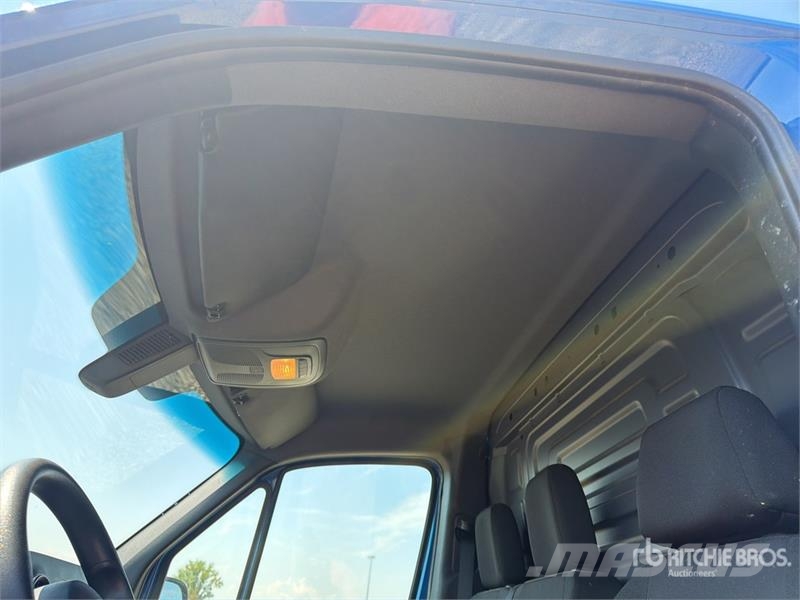 Mercedes-Benz Sprinter 211 CDi Cargo Van Lieferwagen