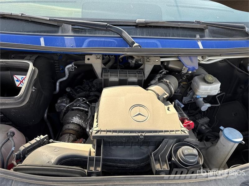 Mercedes-Benz Sprinter 311CDI Cargo Van Utilitaire