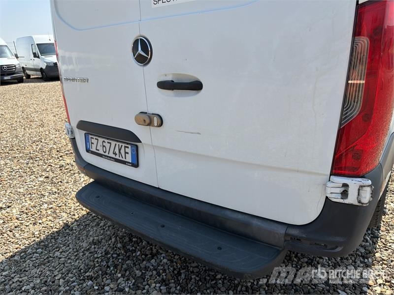 Mercedes-Benz Sprinter 314CDI Cargo Van Pakettiautot