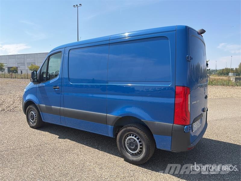 Mercedes-Benz Sprinter 211 CDi Cargo Van Utilitaire