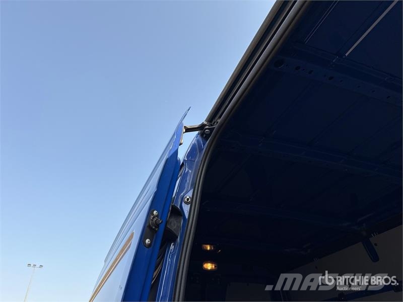Mercedes-Benz Sprinter 311CDI Cargo Van Dodávky